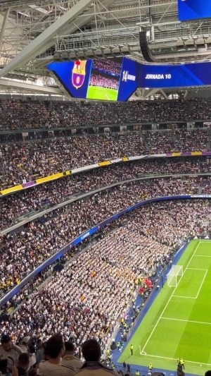 赛前言论引极大争议!亚马尔名字在伯纳乌播报时被现场球迷狂嘘 赛前言论引极大争议!亚马尔名字在伯纳乌播报时被现场球迷狂嘘