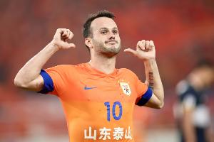 不留下吗?瓦科合同年底到期仍未续约,本赛季轰24球5助冠绝中超 不留下吗?瓦科合同年底到期仍未续约,本赛季轰24球5助冠绝中超