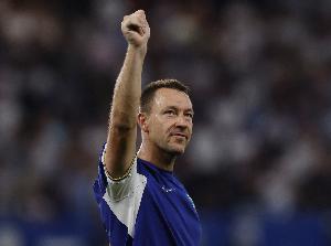 特里:我们有一个年轻的阵容,可能会让我们付出无法争冠的代价 特里:我们有一个年轻的阵容,可能会让我们付出无法争冠的代价