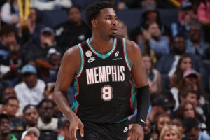 轻松愉快!小贾伦出战25分钟 11投6中砍下17分2篮板 轻松愉快!小贾伦出战25分钟 11投6中砍下17分2篮板