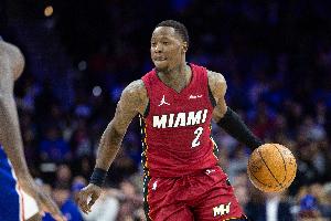 热记:热火尚未决定是否向黄蜂追回罗齐尔交易中送出的首轮签 热记:热火尚未决定是否向黄蜂追回罗齐尔交易中送出的首轮签