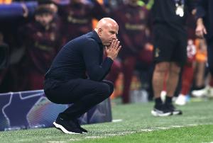 斯洛特:萨拉赫能进球是积极的事情,但球队最基本的东西也没做好 斯洛特:萨拉赫能进球是积极的事情,但球队最基本的东西也没做好