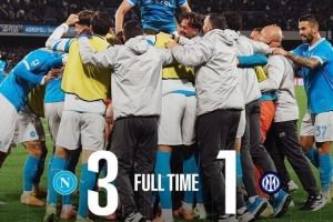 终结连续5场交锋不胜!那不勒斯3-1国米,时隔两年半再胜对手 终结连续5场交锋不胜!那不勒斯3-1国米,时隔两年半再胜对手