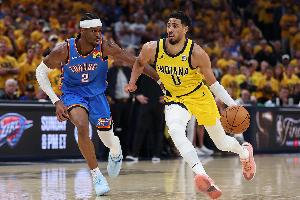 詹姆斯:篮球迷都会欣赏总决赛两队的打法和球风 再次恭喜雷霆 詹姆斯:篮球迷都会欣赏总决赛两队的打法和球风 再次恭喜雷霆