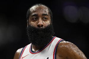 手感不佳!哈登半场7投仅2中拿到8分7助 三分5中1 手感不佳!哈登半场7投仅2中拿到8分7助 三分5中1