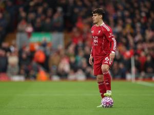 内维尔:斯洛特必须拿下凯尔凯兹 现在利物浦让我想起曾经的曼联 内维尔:斯洛特必须拿下凯尔凯兹 现在利物浦让我想起曾经的曼联