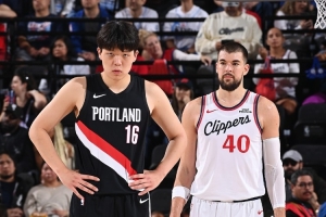 祖巴茨:杨瀚森非常有天赋 天空是他的极限 他只需要努力训练 祖巴茨:杨瀚森非常有天赋 天空是他的极限 他只需要努力训练