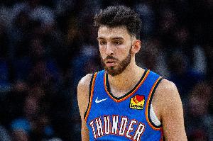 明天雷霆客战独行侠!霍姆格伦出战成疑 卡鲁索继续缺阵 明天雷霆客战独行侠!霍姆格伦出战成疑 卡鲁索继续缺阵