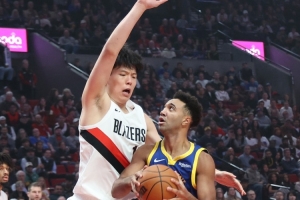 拓记:赢勇士说明我们不是一支重建的鱼腩 打无东契奇的湖人有戏 拓记:赢勇士说明我们不是一支重建的鱼腩 打无东契奇的湖人有戏