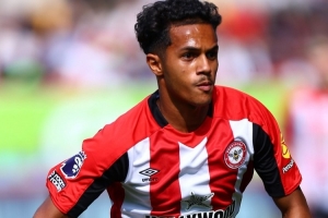 英超仅上96分钟!记者:卡瓦略考虑冬窗离开小蜜蜂,可能重返德甲 英超仅上96分钟!记者:卡瓦略考虑冬窗离开小蜜蜂,可能重返德甲