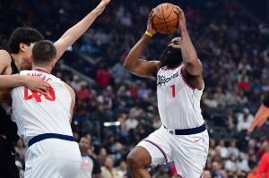 祖巴茨:开拓者是遇到的对手中打得最快的 非常有侵略性&对球施压 祖巴茨:开拓者是遇到的对手中打得最快的 非常有侵略性&对球施压