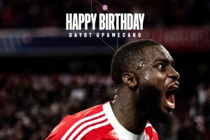 拜仁祝于帕梅卡诺27岁生日快乐,球员加盟以来出战164场斩获6冠 拜仁祝于帕梅卡诺27岁生日快乐,球员加盟以来出战164场斩获6冠