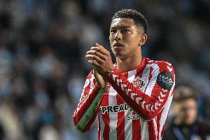 镜报:小贝林厄姆拒绝被租借至曼联,因为后者没有欧冠资格 镜报:小贝林厄姆拒绝被租借至曼联,因为后者没有欧冠资格