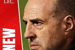 64岁前守门员教练奥乔托雷纳去世,利物浦官方发文哀悼 64岁前守门员教练奥乔托雷纳去世,利物浦官方发文哀悼