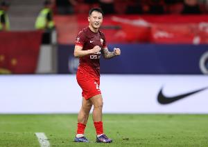 海港球员冯劲中国顶级联赛出场200场,93年龄段第15人 海港球员冯劲中国顶级联赛出场200场,93年龄段第15人