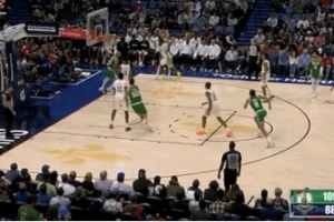 突然发力!豪泽三分再中 凯尔特人轰出17-1领先20分杀死比赛 突然发力!豪泽三分再中 凯尔特人轰出17-1领先20分杀死比赛