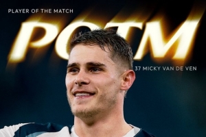 热刺官方：范德芬当选为3-0埃弗顿队内最佳球员