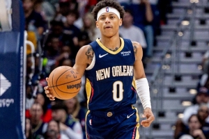 对阵绿军!费尔斯:我们会带着不服输劲头出战 一定要拿下首胜 对阵绿军!费尔斯:我们会带着不服输劲头出战 一定要拿下首胜