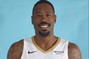 一年360万美元开启生涯第18季!美记:小乔丹的合同为全额保障 一年360万美元开启生涯第18季!美记:小乔丹的合同为全额保障