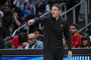 戴格诺特:关键时刻执行力很棒 我们能从末节总结出很多东西 戴格诺特:关键时刻执行力很棒 我们能从末节总结出很多东西