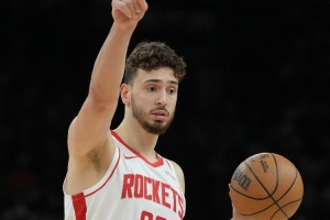 乌度卡:对手忌惮申京作为组织者的能力 我们利用这点惩罚了他们 乌度卡:对手忌惮申京作为组织者的能力 我们利用这点惩罚了他们