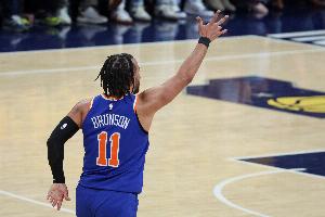 布伦森:我要成为更棒的领袖 确保队友之间不产生负面情绪 布伦森:我要成为更棒的领袖 确保队友之间不产生负面情绪