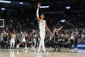 追梦:健康是唯一能阻止文班的东西 他用表现宣告自己现在就要MVP 追梦:健康是唯一能阻止文班的东西 他用表现宣告自己现在就要MVP