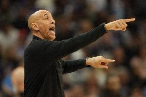 1胜3负!国王主帅:我们本该4-0的 但我们并没有准备好4-0 1胜3负!国王主帅:我们本该4-0的 但我们并没有准备好4-0