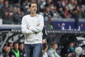 法鹰将帅:告知裁判多特进球越位但没用,德国杯前2轮没VAR不合理 法鹰将帅:告知裁判多特进球越位但没用,德国杯前2轮没VAR不合理