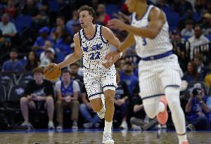 进攻没进步防守还丢了?魔术前五场仅1胜4负 场均丢123.4分 进攻没进步防守还丢了?魔术前五场仅1胜4负 场均丢123.4分