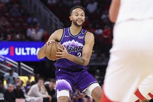 李凯尔:2023年杨瀚森就该跟我们一起打世界杯 只是那会他太年轻 李凯尔:2023年杨瀚森就该跟我们一起打世界杯 只是那会他太年轻