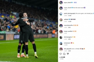 传射建功!曼城中场谢尔基社媒晒同马尔穆什相拥庆祝:晋级下一轮 传射建功!曼城中场谢尔基社媒晒同马尔穆什相拥庆祝:晋级下一轮