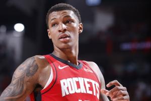 航天城小死神!小贾越来越稳25分5板5助2断1帽+0失误! 航天城小死神!小贾越来越稳25分5板5助2断1帽+0失误!