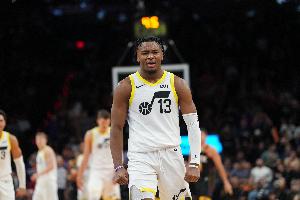 Scotto:爵士已执行基昂特-乔治&科利尔等五人26-27赛季球队选项 Scotto:爵士已执行基昂特-乔治&科利尔等五人26-27赛季球队选项