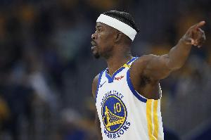 巴特勒:输了人们总会挑你毛病 赢了就一切都好 所以赶紧赢回来 巴特勒:输了人们总会挑你毛病 赢了就一切都好 所以赶紧赢回来