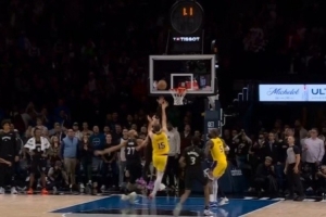 湖人VS森林狼裁判报告:漏判麦丹打手 里夫斯绝杀抛投干干净净! 湖人VS森林狼裁判报告:漏判麦丹打手 里夫斯绝杀抛投干干净净!