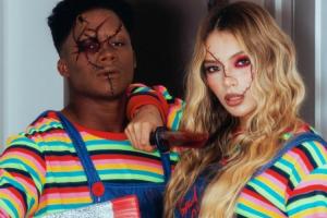 😈恩德里克与妻子晒万圣节cos,扮演鬼娃回魂恐怖公仔 😈恩德里克与妻子晒万圣节cos,扮演鬼娃回魂恐怖公仔