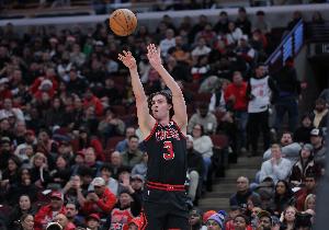 异军突起!公牛豪取开赛5连胜高居东部榜首  是东部唯一不败球队 异军突起!公牛豪取开赛5连胜高居东部榜首  是东部唯一不败球队