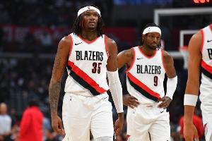 复出打11分钟!斯普利特:罗威没恢复到最佳状态 会逐步增加时间 复出打11分钟!斯普利特:罗威没恢复到最佳状态 会逐步增加时间