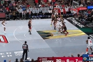 悬念回来了!阿努诺比连中三分 尼克斯追到差2分&最多落后22分 悬念回来了!阿努诺比连中三分 尼克斯追到差2分&最多落后22分