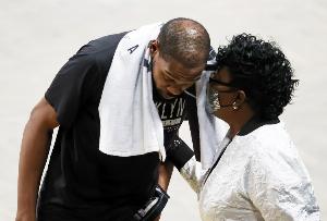 哈哈!杜兰特:我曾想放弃篮球 教练和我妈说不打球就去学芭蕾 哈哈!杜兰特:我曾想放弃篮球 教练和我妈说不打球就去学芭蕾