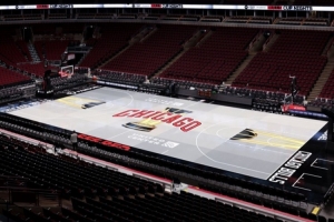 公牛队NBA杯地板亮相!这色调看起来相当赞! 公牛队NBA杯地板亮相!这色调看起来相当赞!