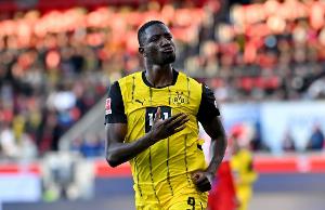 吉拉西达成五大联赛100球里程碑,加盟多特以来联赛攻入26球 吉拉西达成五大联赛100球里程碑,加盟多特以来联赛攻入26球