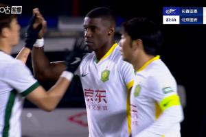 亚泰0-4落后!贺一然后蹭乌龙助攻,法比奥完成双响 亚泰0-4落后!贺一然后蹭乌龙助攻,法比奥完成双响