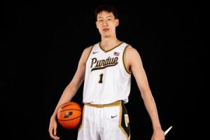 U19世界杯场均送5帽！郇斯楠预计本周择校 3选1&普渡是最大热门？