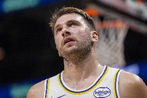 不一样了！湖人本季客场5胜1负 上赛季到12月才拿下第5场客胜