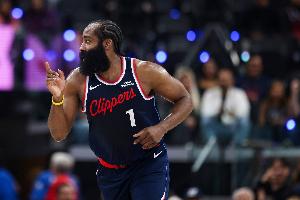 为何训练表现出色但战绩不佳？哈登：好问题！我们一直缺乏稳定性