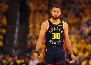 投子认负？库里和追梦均被换下场 勇士已落后雷霆25分之多